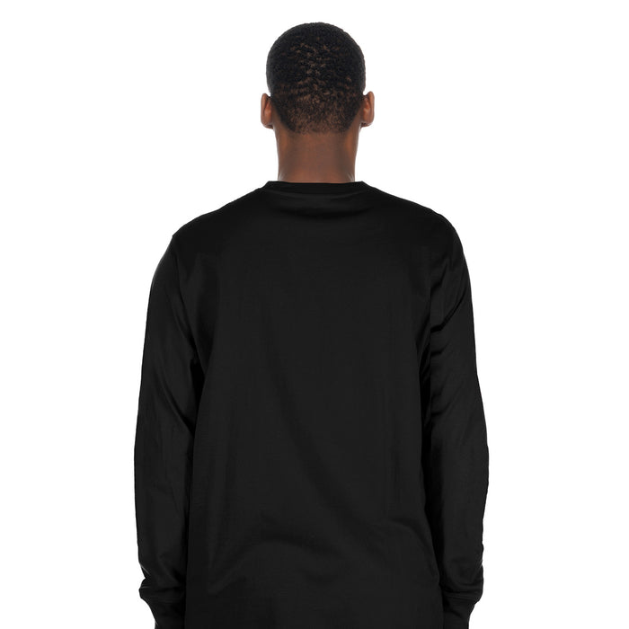 New Era Knicks Sport Classics Black Longsleeve Graphic Tee - Image 2