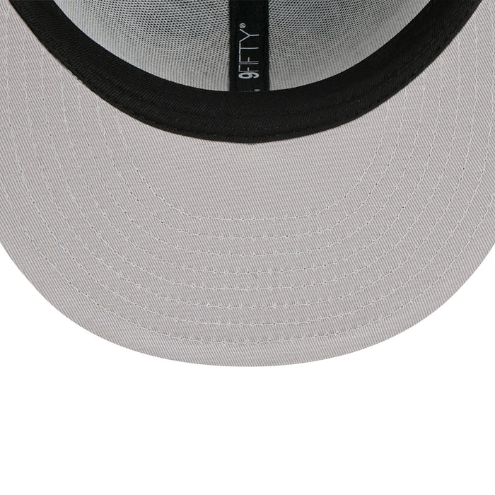 New Era Knicks Two Tone Navy/Tan Colorpack 950 Snapback - Image 6