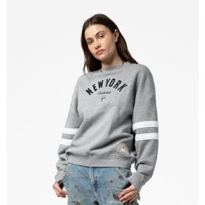 Women's Mitchell & Ness Knicks Grey Lightweight Crew