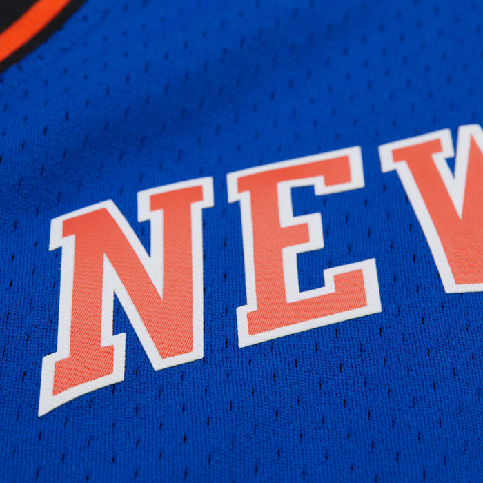 Mitchell & Ness Knicks Carmelo Anthony 2010 Swingman Jersey - Image 3