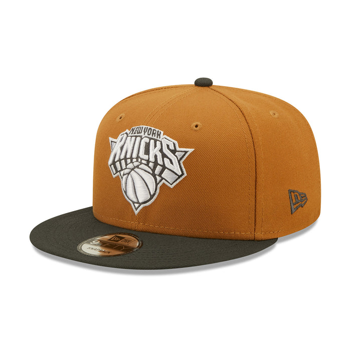 New Era Knicks Two Tone Light Bronze Snapback