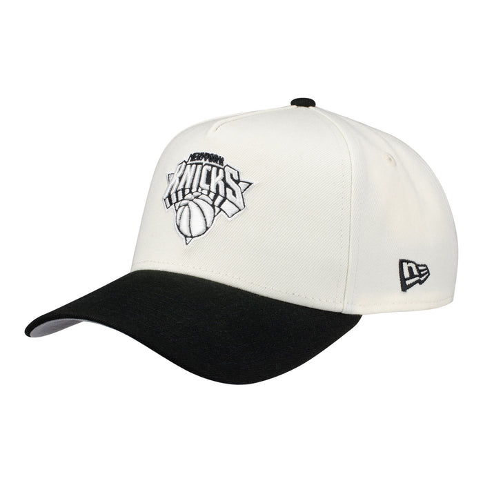New Era Knicks Chrome White/Black Logo 940 A-Frame Snapback