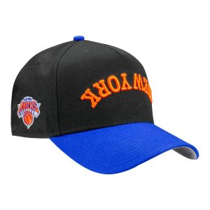 New Era Knicks Upside Down Two-Tone Black/Royal 940 A-Frame Snapback